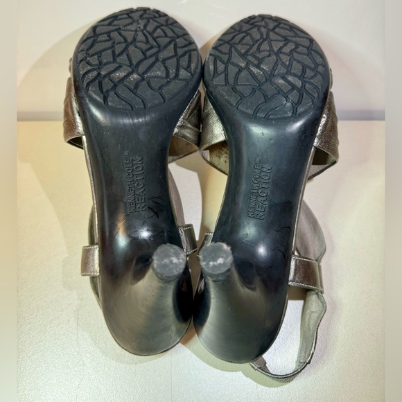 Kenneth Cole Reaction leather Heels Silver Metallic Women’s Shoe 7 - Picture 14 of 16